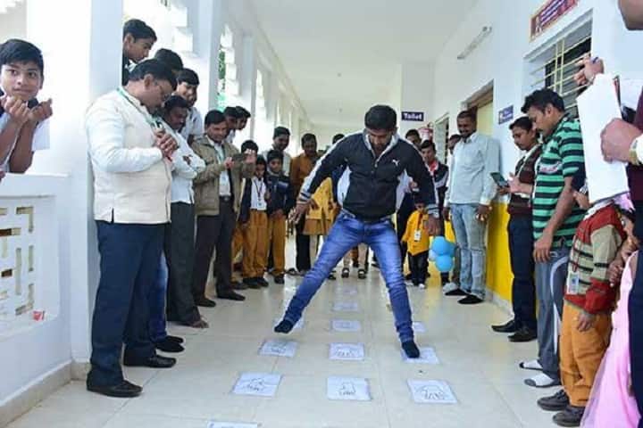 Maharishi Vidya Mandir-Games