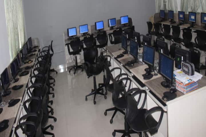 Chellammal Matric Higher Secondary School-Computer Lab