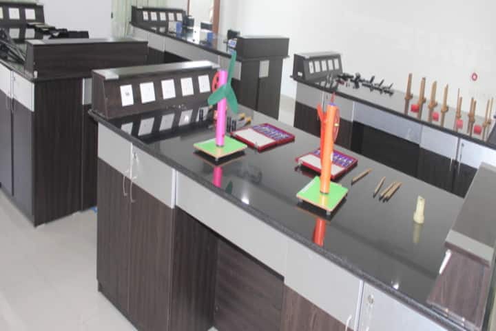 Chellammal Matric Higher Secondary School-Physics Lab