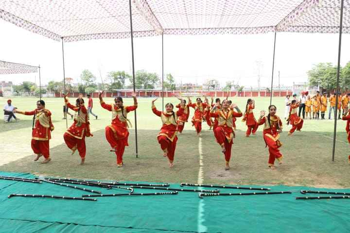 Sri Guru Harkrishan Public Senior Secondary School-Sports Day