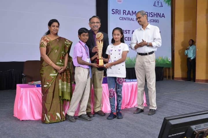 Sri Ramakrishna Central School-Prize Distribution