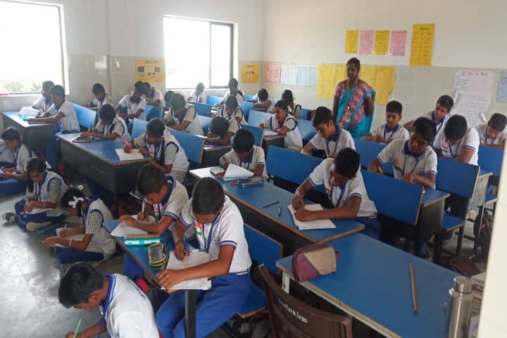 Swami Vivekananda Vidya Peedam-Classroom