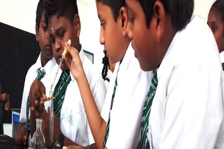 Montfort School-Chemistry Lab