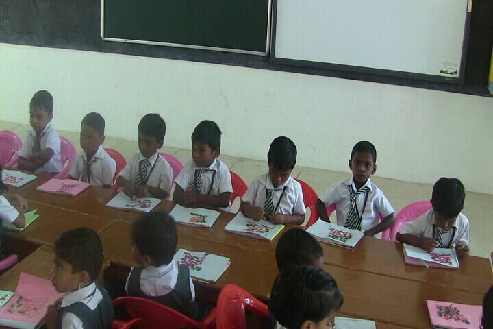 Montfort School-Library