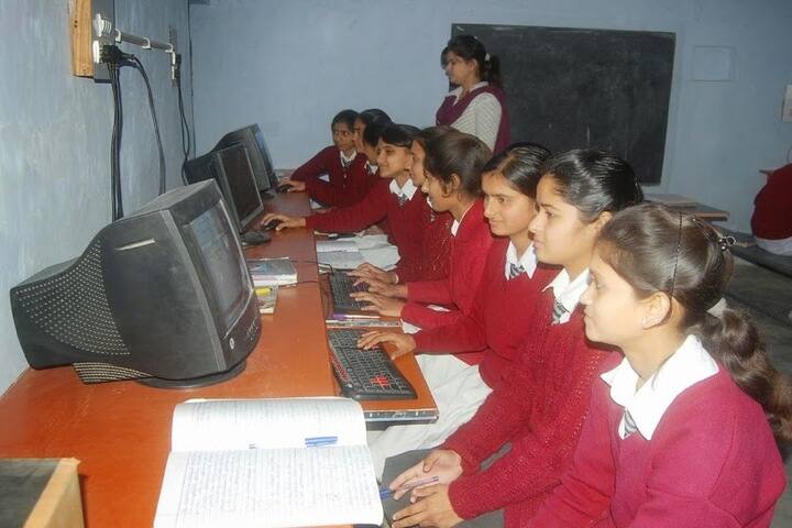 DAV Senior Secondary Public School-Computer Lab