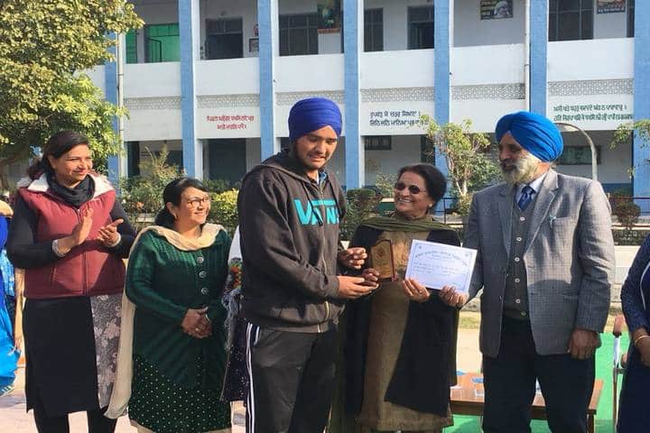 Lala Jagat Narain DAV Public School-Certification