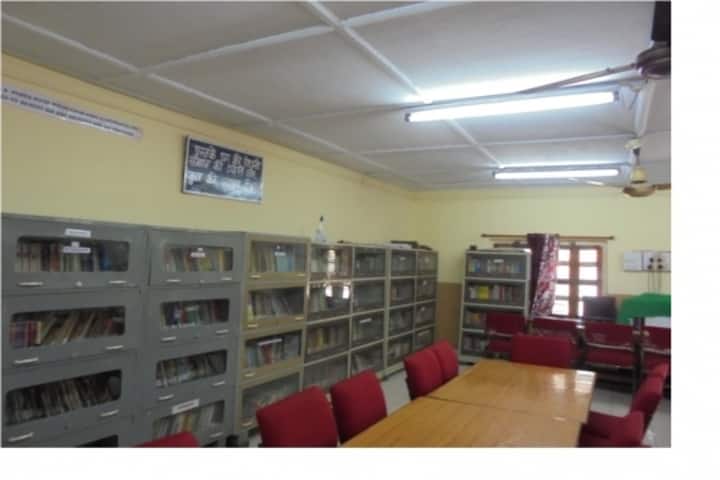 Kendriya Vidyalaya Kirandul-Library