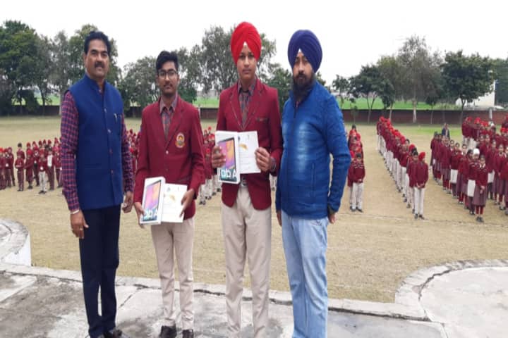 BBD DAV Public Senior Secondary School-Winners