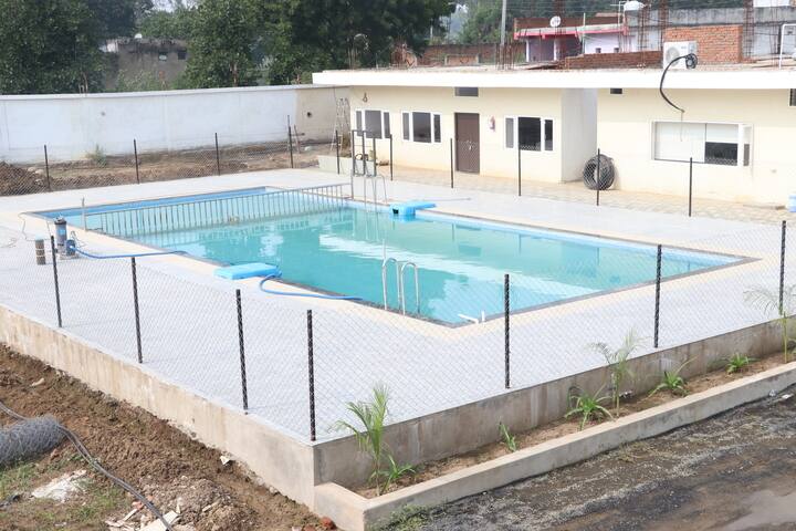 Brighton International School-Swimming Pool