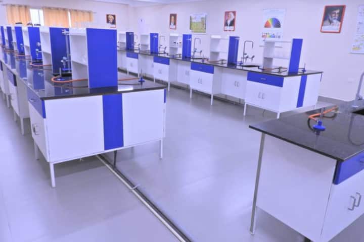 HIM International School-Chemistry Lab