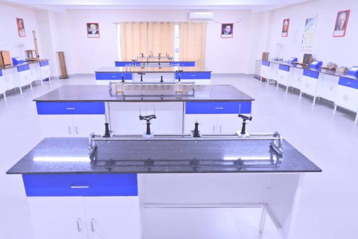 HIM International School-Science Lab