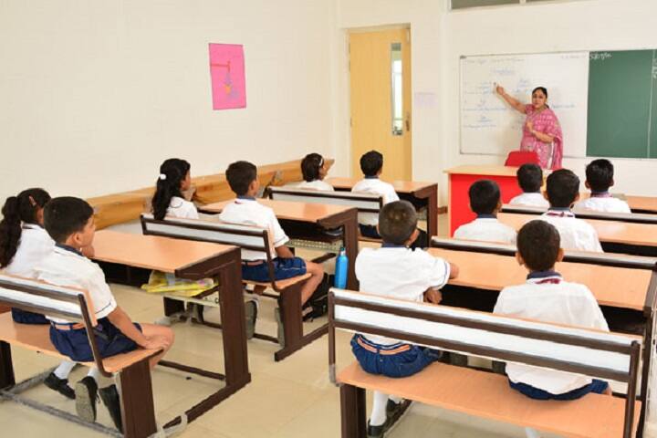 Seth M R Jaipuria School-Class Room