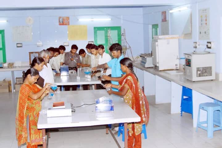 Sri Subbaraya And Narayana College-Science Lab
