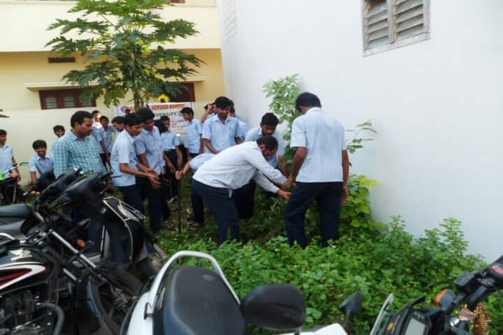 Triveni Girls Junior And Degree College-Plantation
