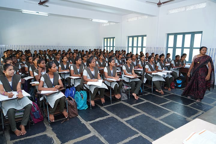 St Josephs Junior College for Girls-Classroom