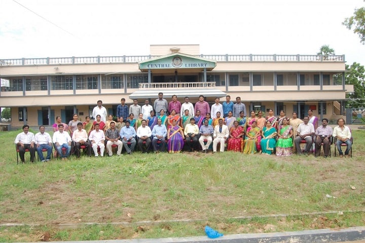 Noble College-Staff Group Photo