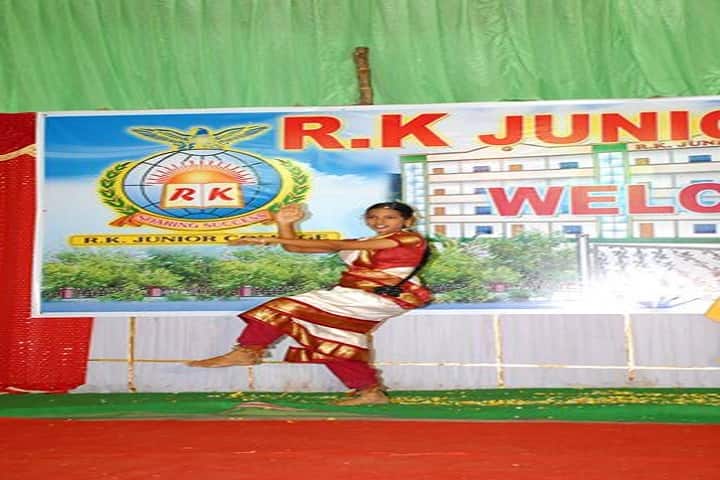 R K Junior College-Classical Dance