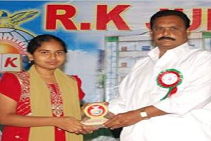 R K Junior College-Prize