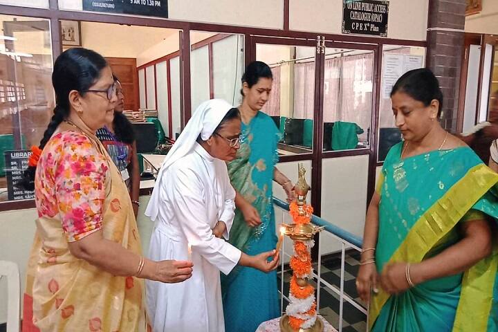 St Theresas College-Lighting The Lamp