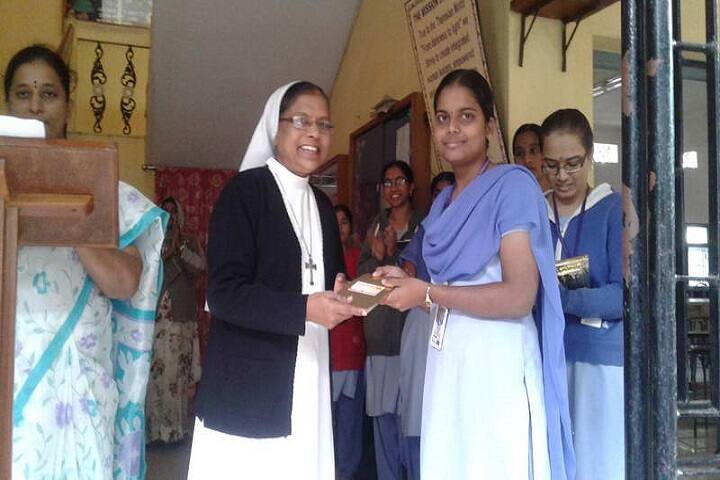 St Theresas College-Prize