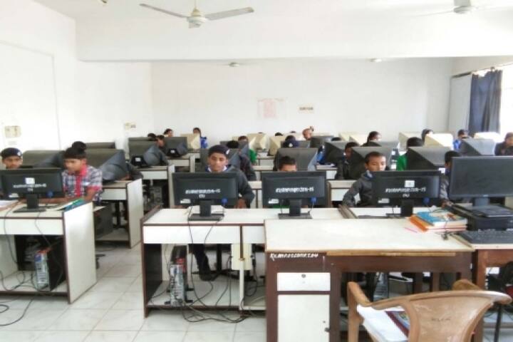 Kendriya Vidyalaya Ambikapur-Computer Lab