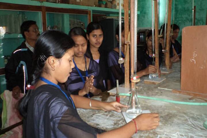 Nilgiri College-Chemistry Lab