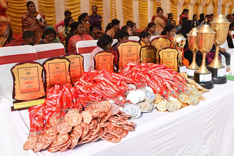 Alok Bharati Shikshan Sansthan: prize distribution