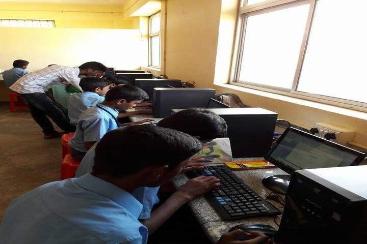 Sri Vidyanikethan Independent Pre-University College -Computer Lab