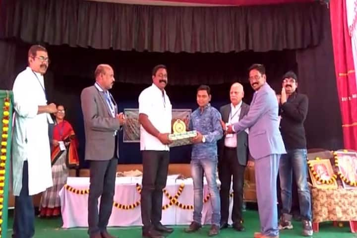 Brajrajnagar College-Prize