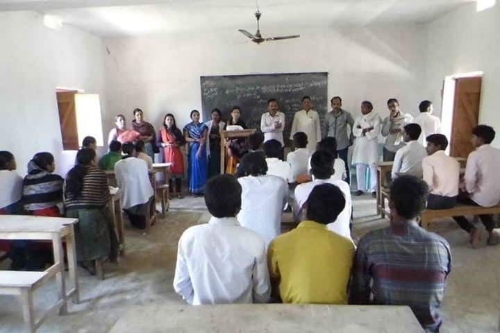 Choudhary Charan Singh College-Classroom