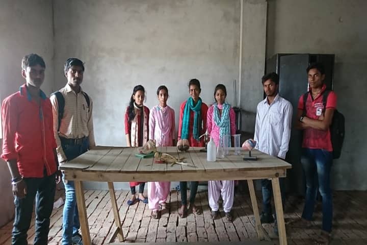 Shiv Kabir Senior Secondary High School-Biology Lab