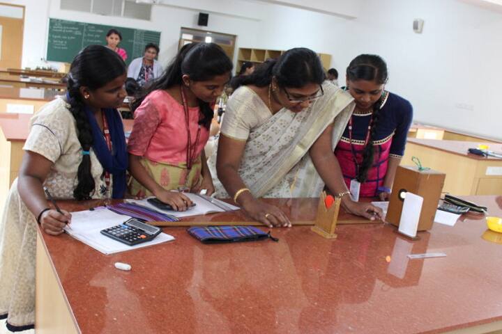 Jyothi Nivas Pre University College-Physics Laboratory