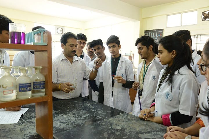 SSMRV Pre University College-Chemistry Laboratory