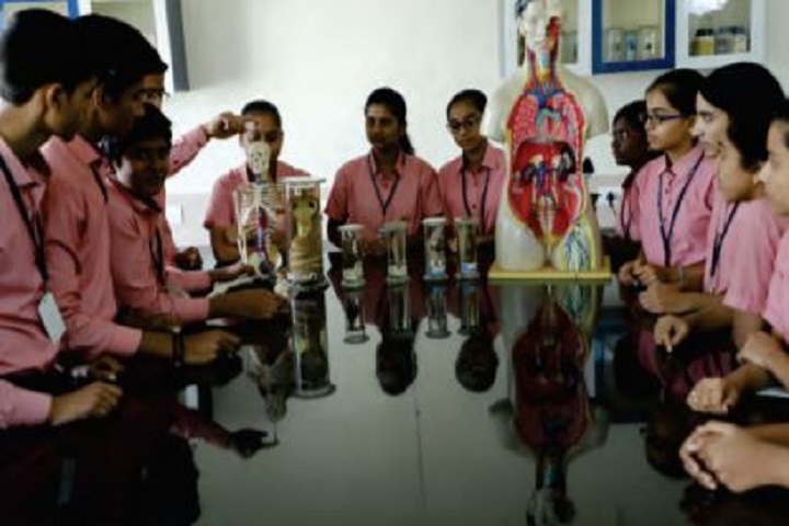 Sitadevi Ratanchand Nahar Adarsh Pre-University College-Biology lab