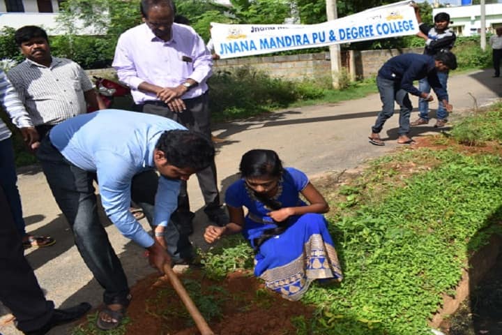 Jnana Mandira Pre University College-Plantation