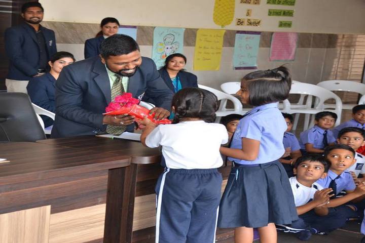 M M School-Event