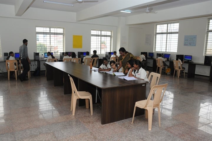 Base Pre University College-IT Lab