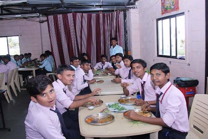 Shantiniketan Pre-University College-Canteen