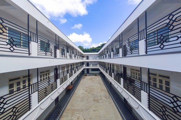 Base Pre University College-College Building