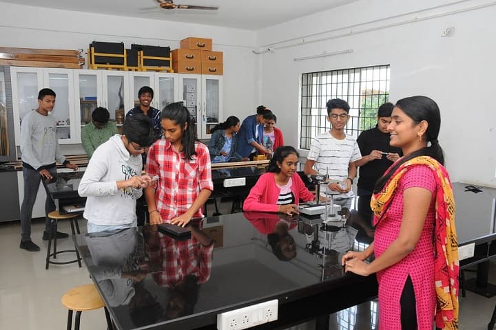 Base Pre University College-Physics Laboratory