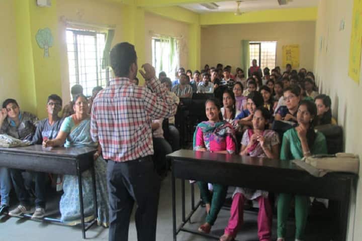 Noble Pre University College-Classroom View