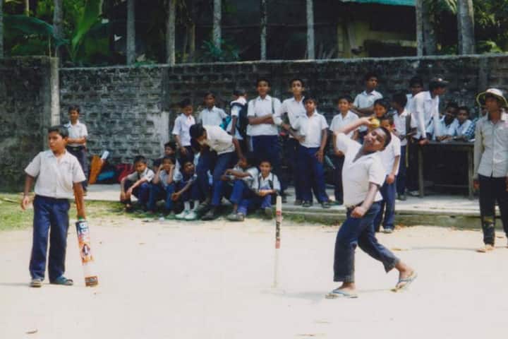 Public Higher Secondary School-Cricket