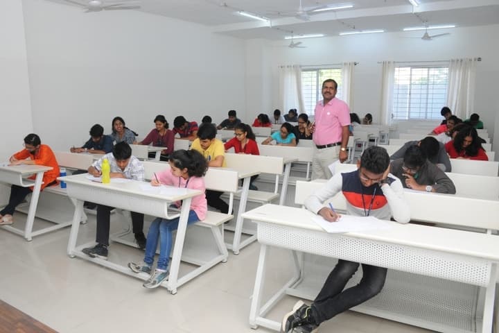BASE Pre-University College-Classroom
