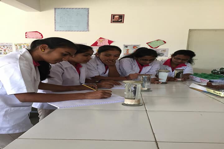 Basava Girls Pre-University College-Zoology Lab