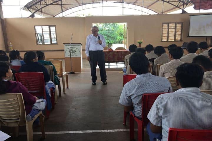 KSSS Pre-University Science and Commerce College-Seminar