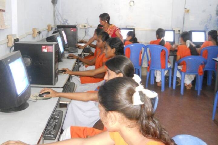 Dinanath Nabakishore Girls High School-IT-Lab