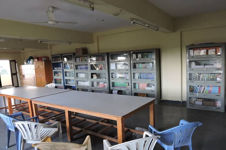 Al Sharay Girls Pre University College-Library