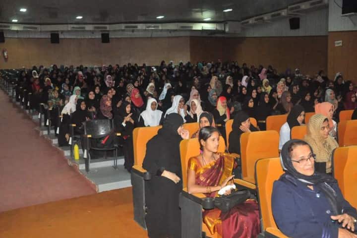 Al Sharay Girls Pre University College-Seminar