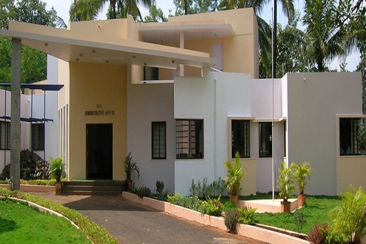 Karnatak Law Societys Pre University College-Campus-View