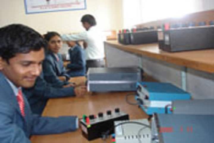 Karnatak Law Societys Pre University College-Physics Laboratory